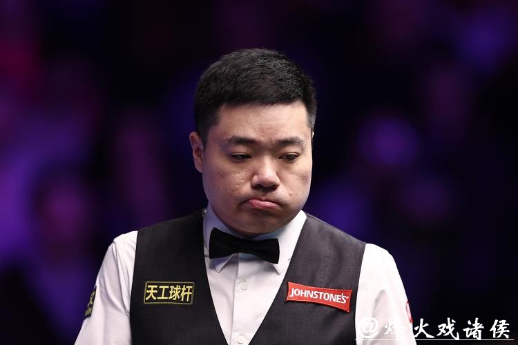 丁俊晖不敌特鲁姆普 遗憾止步斯诺克英锦赛8强 丁俊晖不敌特鲁姆普 遗憾止步斯诺克英锦赛8强