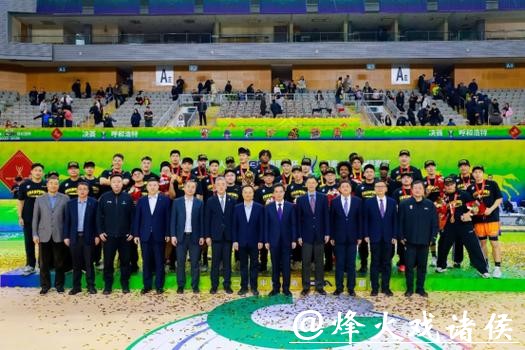 第二届中国人寿·CBA俱乐部杯落幕 上海久事男篮卫冕 第二届中国人寿·CBA俱乐部杯落幕 上海久事男篮卫冕